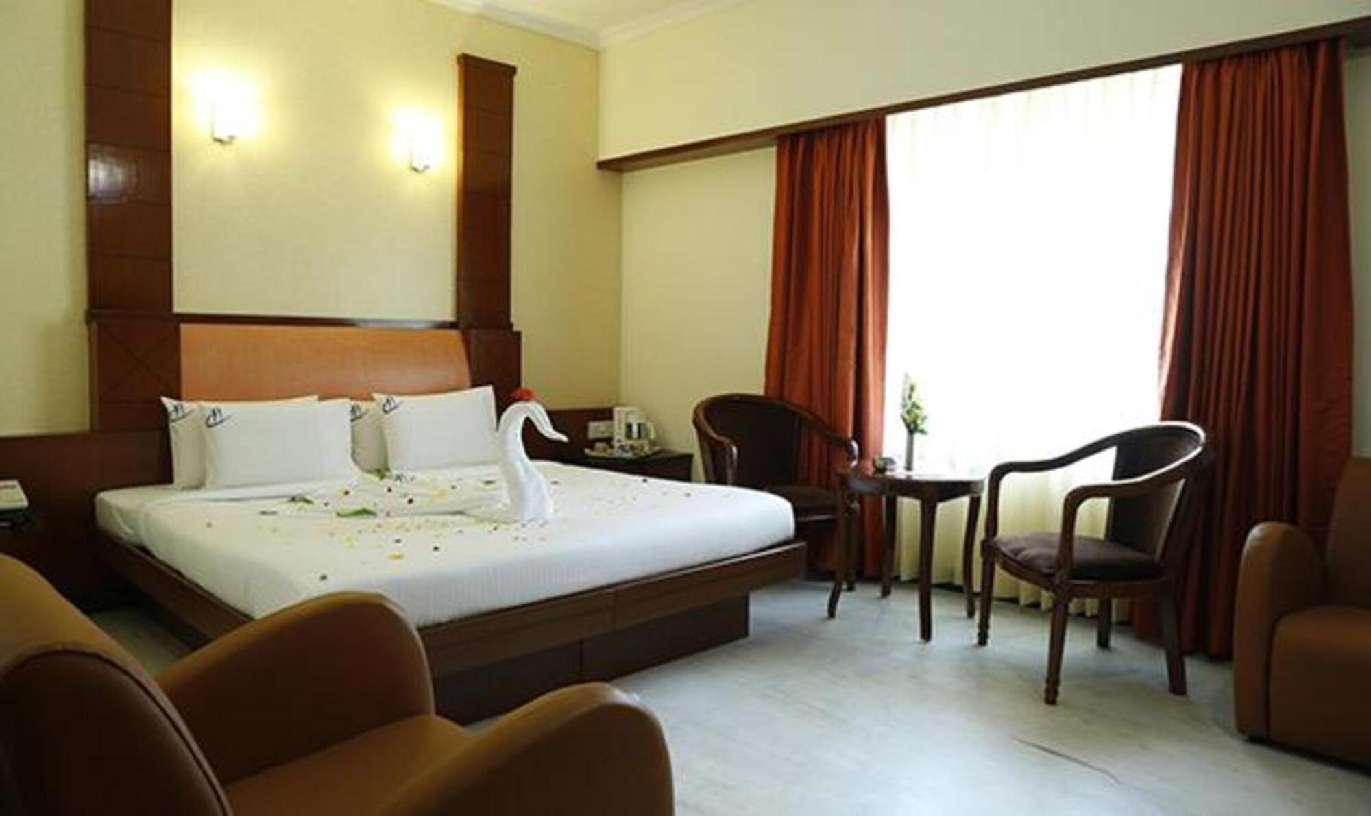 Fabhotel Prime Chennai Deluxe Exteriör bild