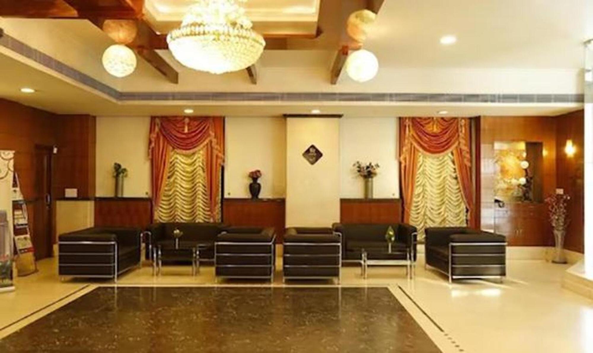 Fabhotel Prime Chennai Deluxe Exteriör bild