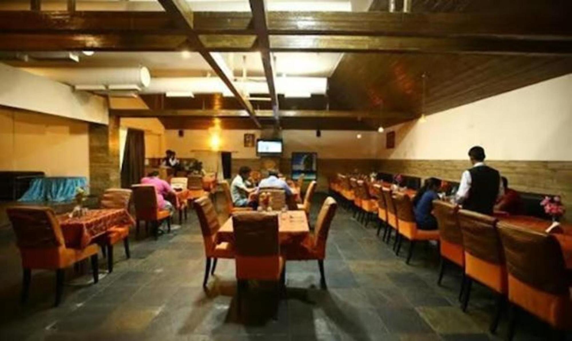 Fabhotel Prime Chennai Deluxe Exteriör bild